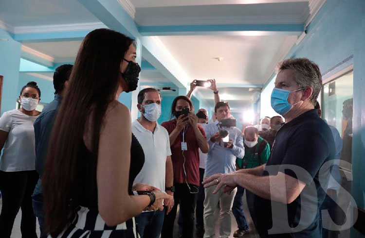 Governador Mauro Mendes visita Hospital Regional