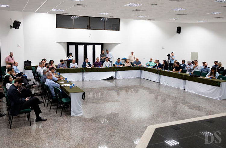 Reunião ocorreu no auditório da Famato (Foto: Karla Silva/Sema-MT)