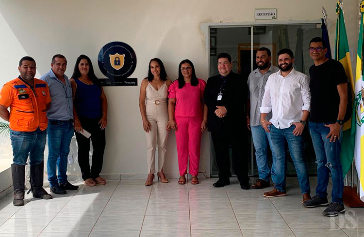 Aconteceu na sexta-feira, 10, a cerimônia que oficializou a adequação do município