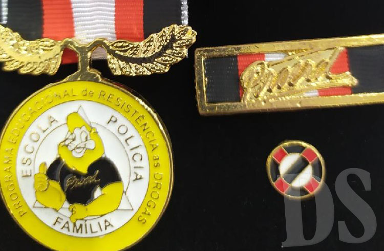 RECONHECIMENTO - Proerd celebra 21 anos com entrega de medalhas a instrutores e parceiros do programa