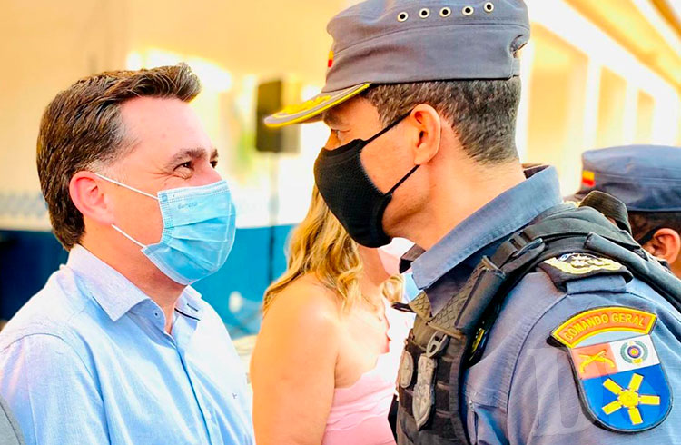 EM AGRADECIMENTO – Comando Regional entrega moeda ‘Guardiões do Médio-Norte’ a personalidades
