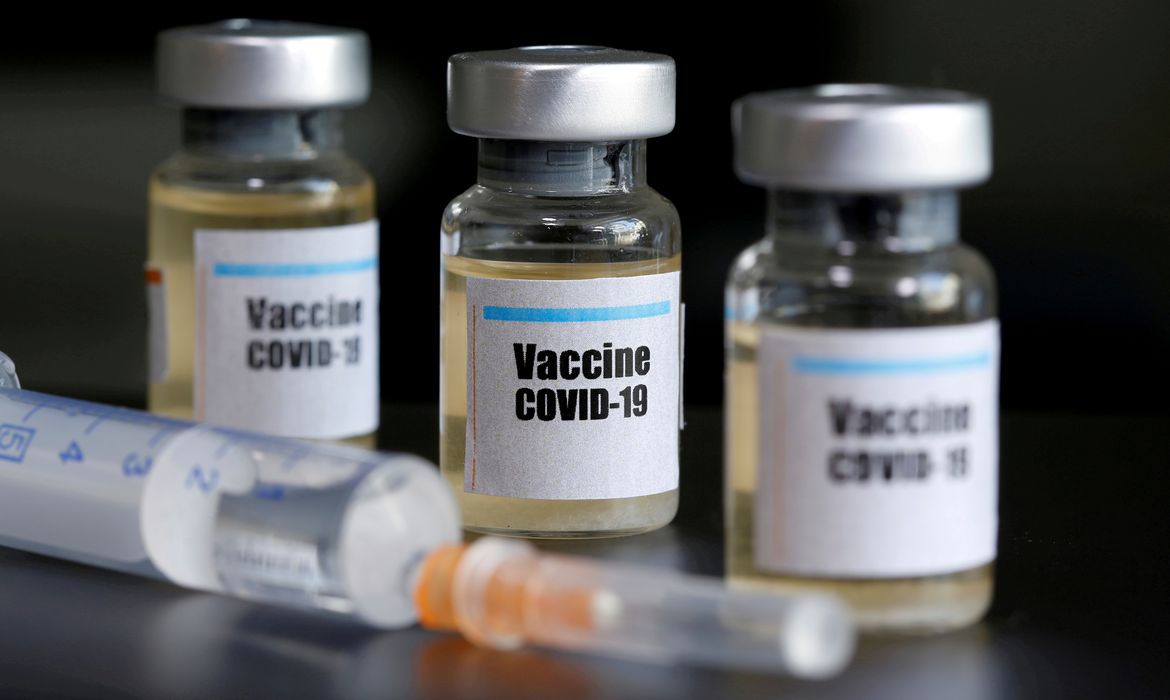 MT recebe mais 101 mil doses de vacinas contra Covid