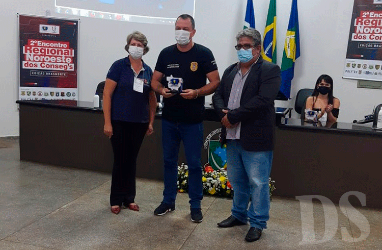 POLÍCIA COMUNITÁRIA – Polícia Civil participa de eventos e recebe homenagem no município de Brasnorte