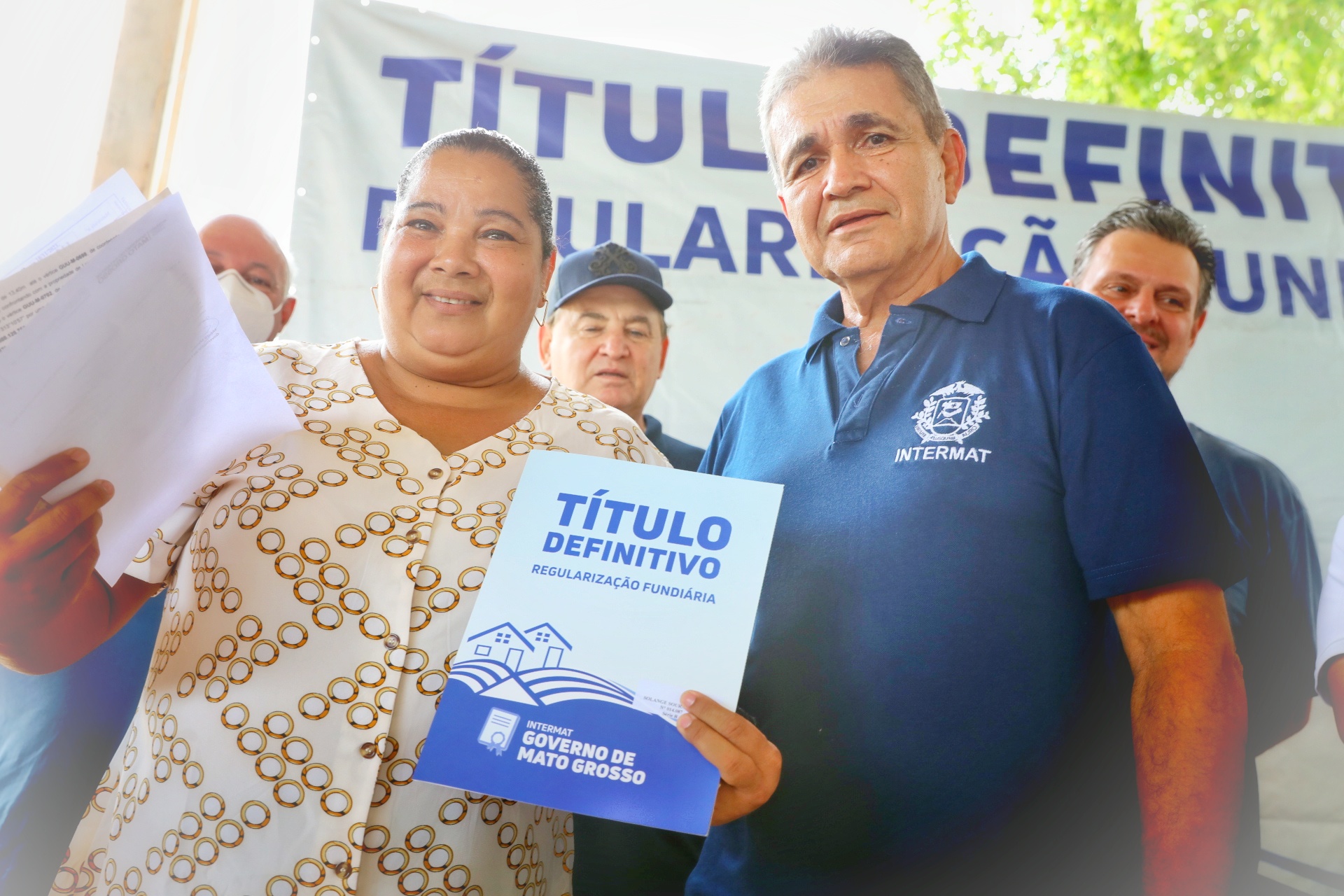 Governo do Estado entrega títulos definitivos de terra a pequenos produtores da agricultura familiar