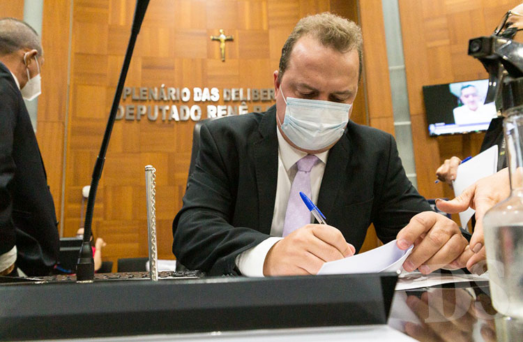 ORÇAMENTO ANUAL – PLOA-2022 já tem 235 emendas parlamentares
