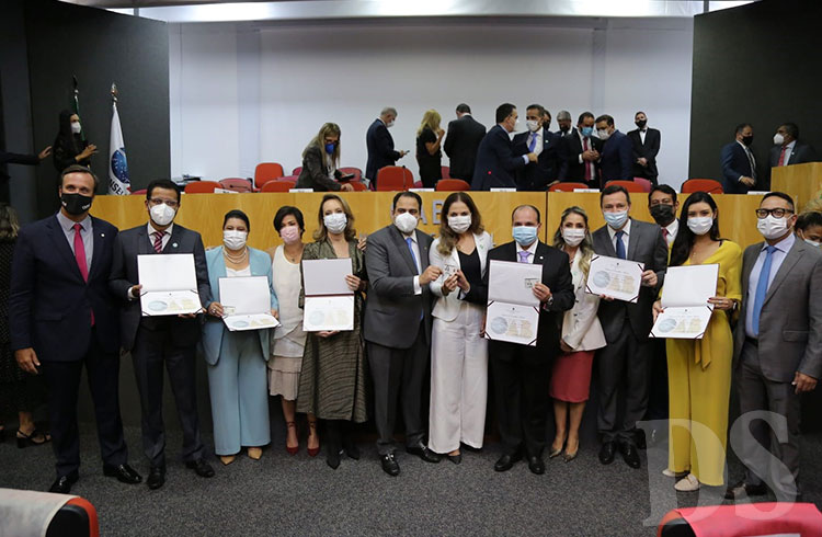 REPRESENTATIVIDADE – MT toma posse no Conselho Federal da OAB