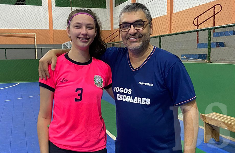 VOANDO ALTO - Jogadora de vôlei tangaraense integrará seleção de MT que disputará Campeonato Brasileiro de Seleções