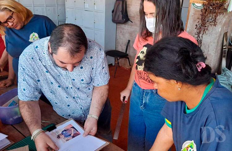 15 ANOS – Memórias da Cooperativa de Reciclagem de Tangará da Serra são eternizadas em livro