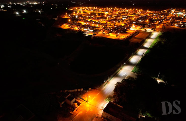 ILUMINAÇÃO PÚBLICA – Obras no Barcelona atendem reivindicação dos moradores