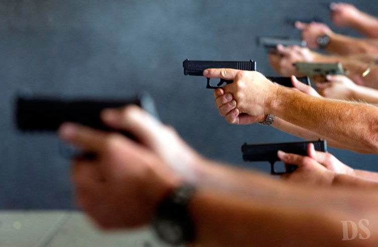 MATO GROSSO – Justiça suspende lei que flexibiliza porte de armas