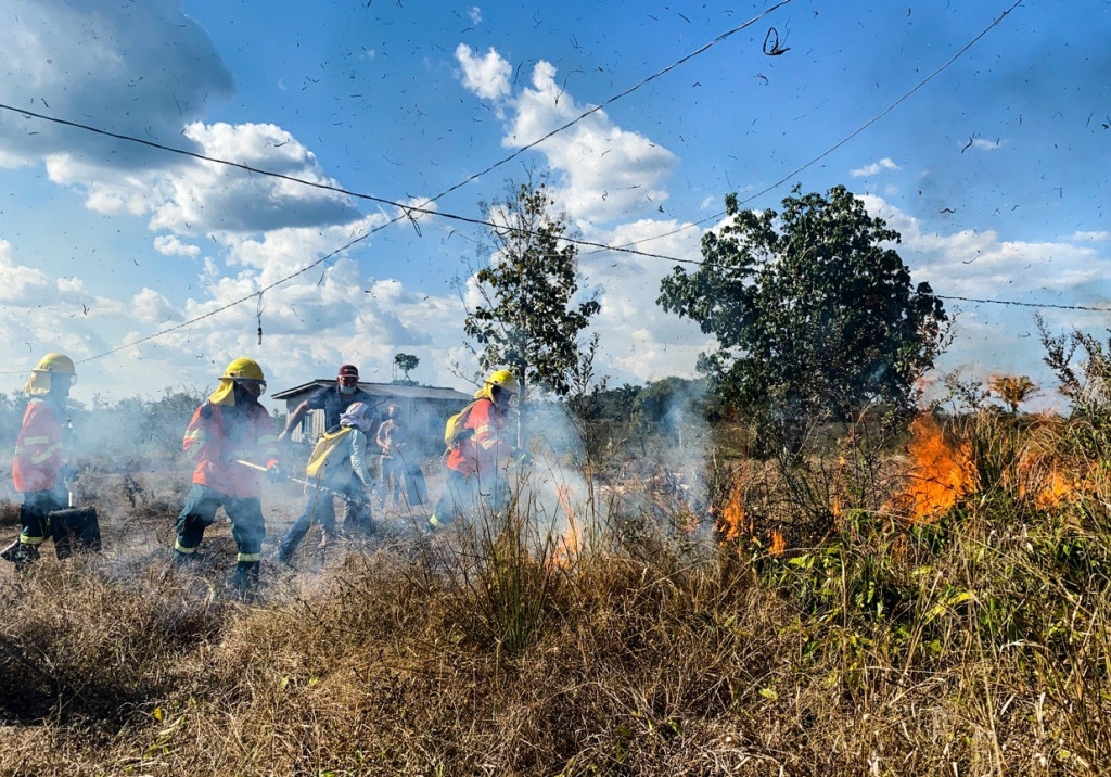 Energisa mantém atenção contra queimadas. Calor também aumenta consumo