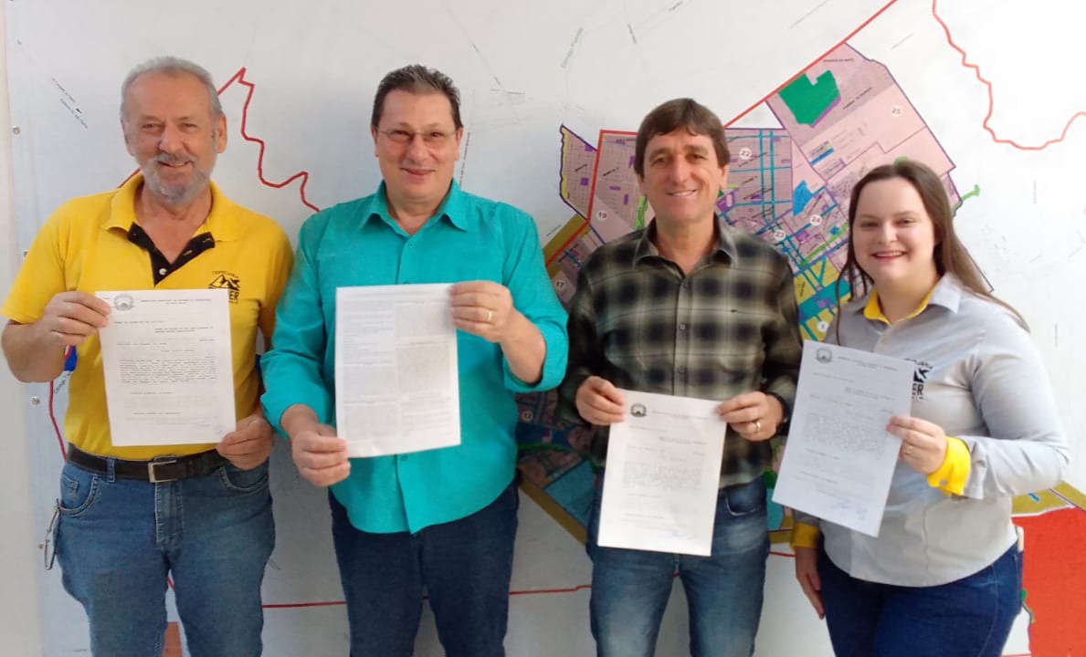 Prefeito assina Termo de Cessão de Uso Real com Cervejaria Alpner