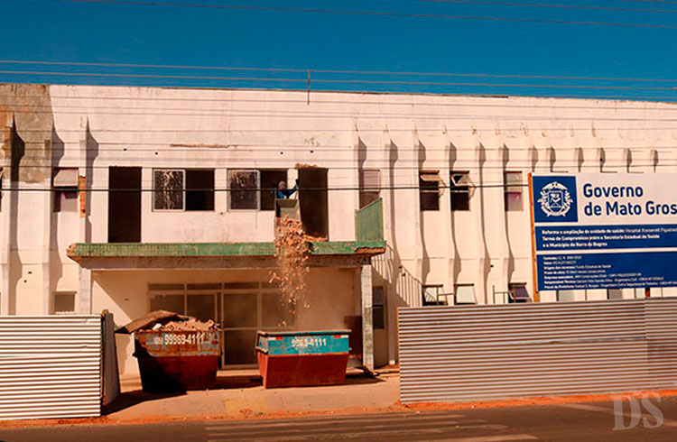 RETROSPECTIVA – Prefeita inaugura maternidade e inicia reforma do hospital