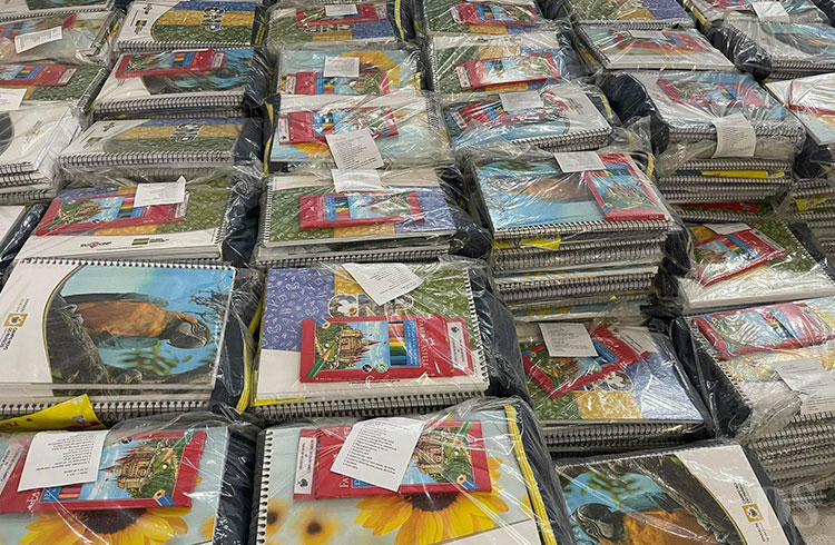 ANO LETIVO 2023 – Aulas retornam em Campo Novo Parecis e estudantes ganham kits escolares