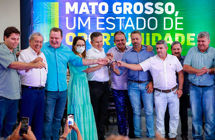 PRESENÇA NO CAMPO – Aldeias indígenas são beneficiadas com veículos por meio de indicação da primeira-dama de MT