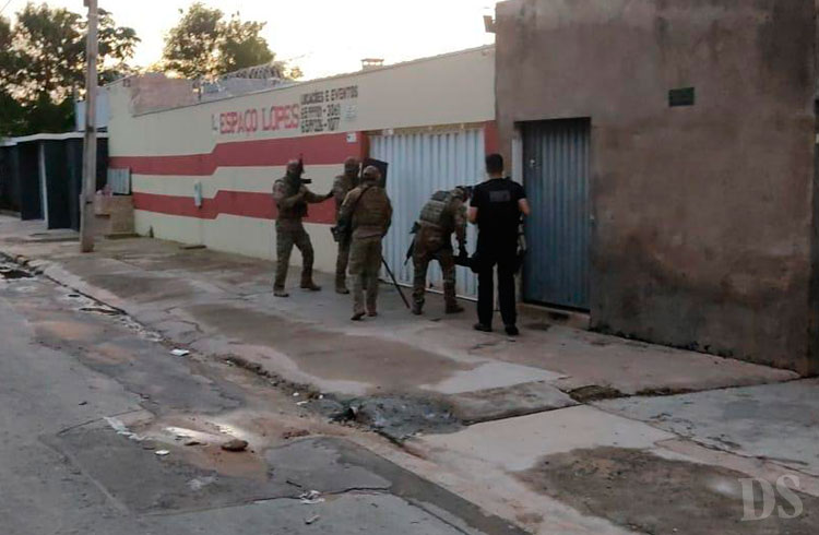 OPERAÇÃO TERMINUS – Polícia Civil cumpre mandados contra organização criminosa especializada em roubos e furtos veículos