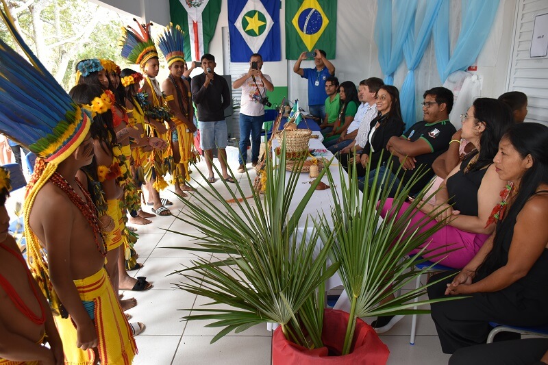 47 anos de Tangará da Serra - Prefeito Vander Masson inaugura escolas na área indígena