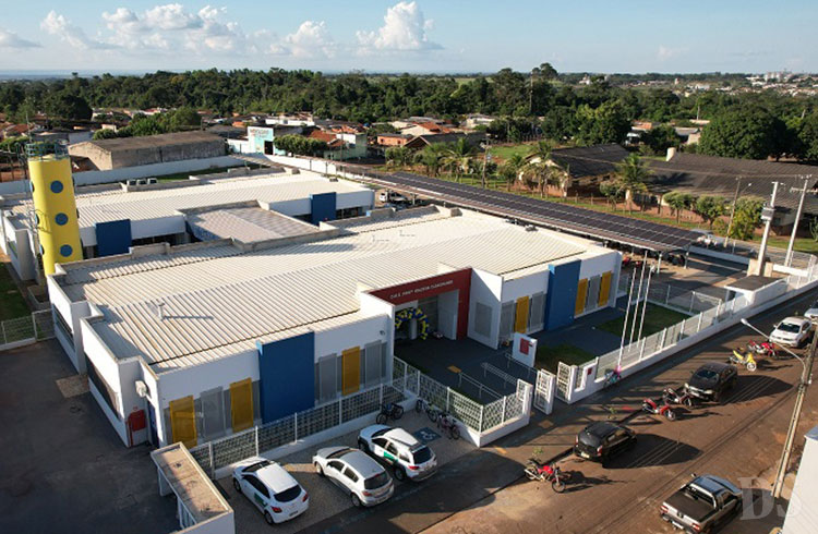 NO JARDIM DOS IPÊS – Município inaugura Creche Iracema Casagrande
