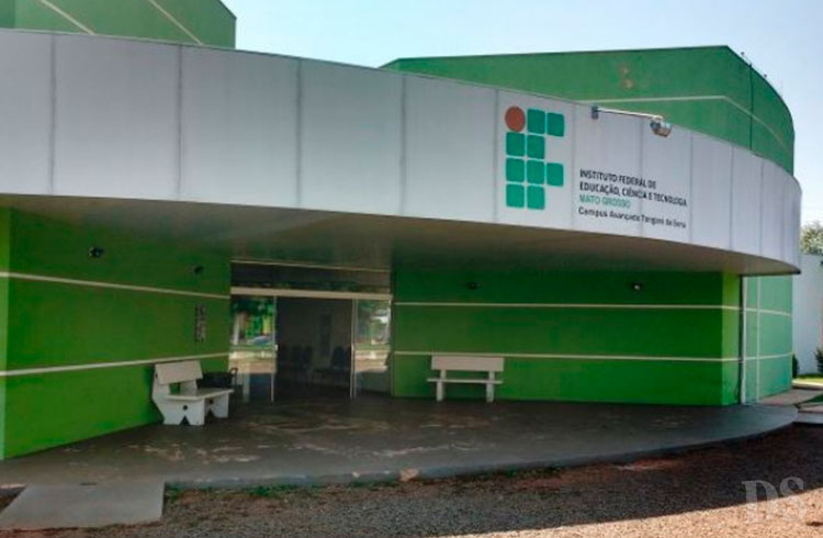 19 VAGAS – IFMT abre Seletivo para contratar Professor Substituto