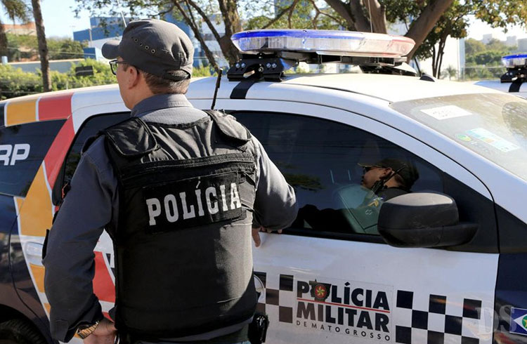 FLAGRANTE – Suspeito de aliciar estudantes de escola rural é preso