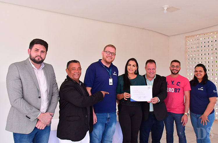 NOVA OLÍMPIA – Prefeitura e Senac entregam certificados do curso de Atendimento Humanizado em Serviços de Saúde