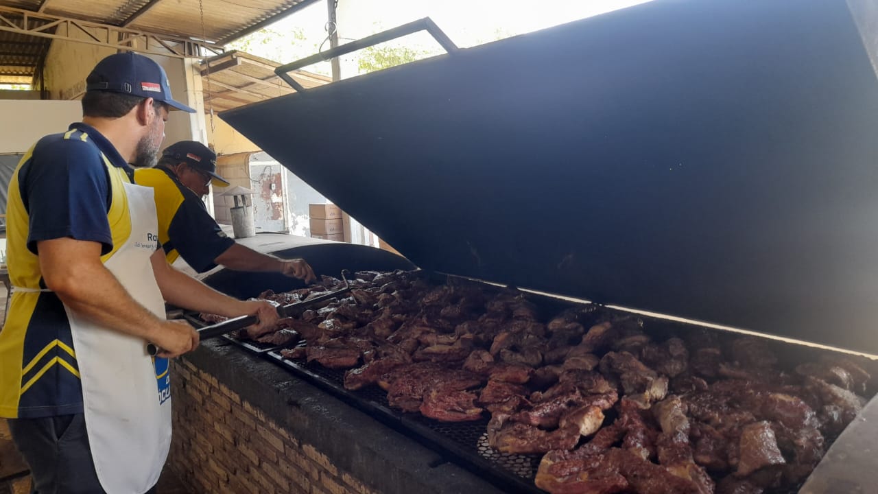 ROTARY CIDADE ALTA – Cerca de 600 kits foram entregues durante Festival da Fraldinha