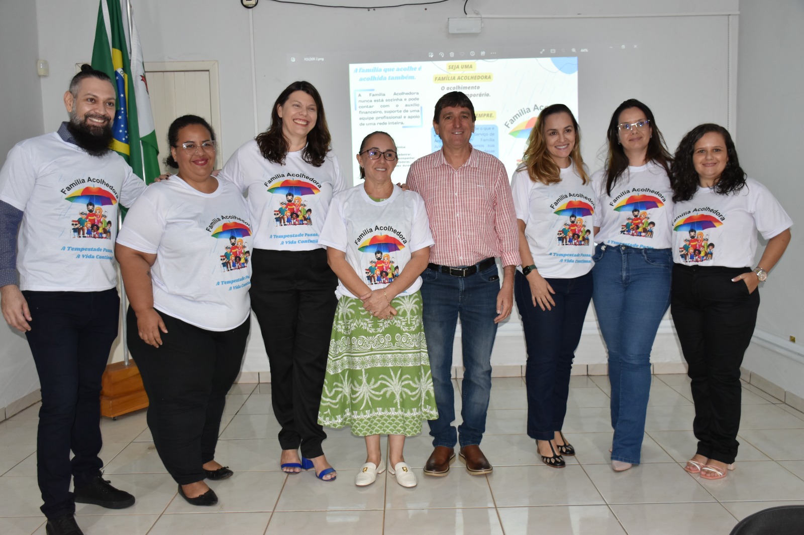FAMÍLIA ACOLHEDORA - “A semente foi plantada e germinou, vamos adubar para que dê bons frutos”, afirma prefeito ao lançar projeto
