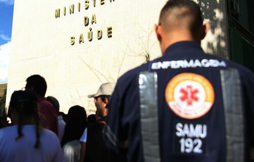 Piso da enfermagem: prefeituras podem ser responsabilizadas se não cumprirem prazo