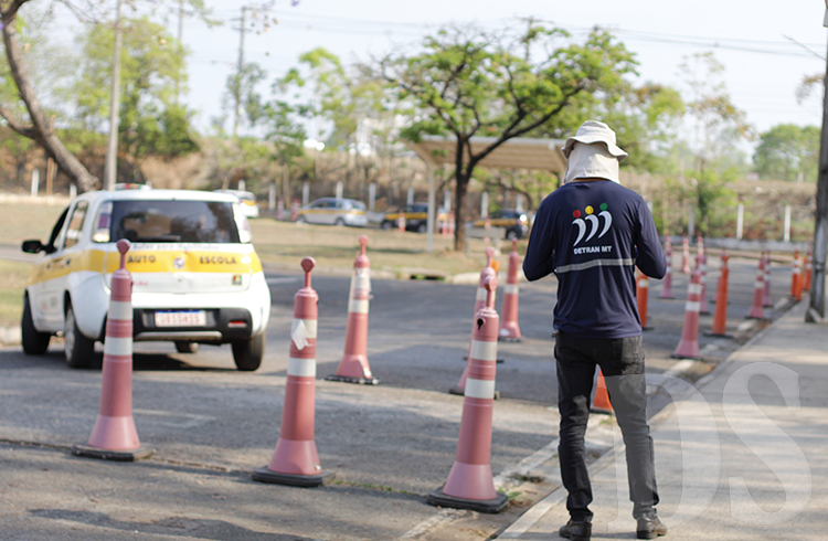 ATENÇÃO AO PRAZO - Processos para 1ª CNH iniciados entre 2019 e 2022 devem ser finalizados até dezembro