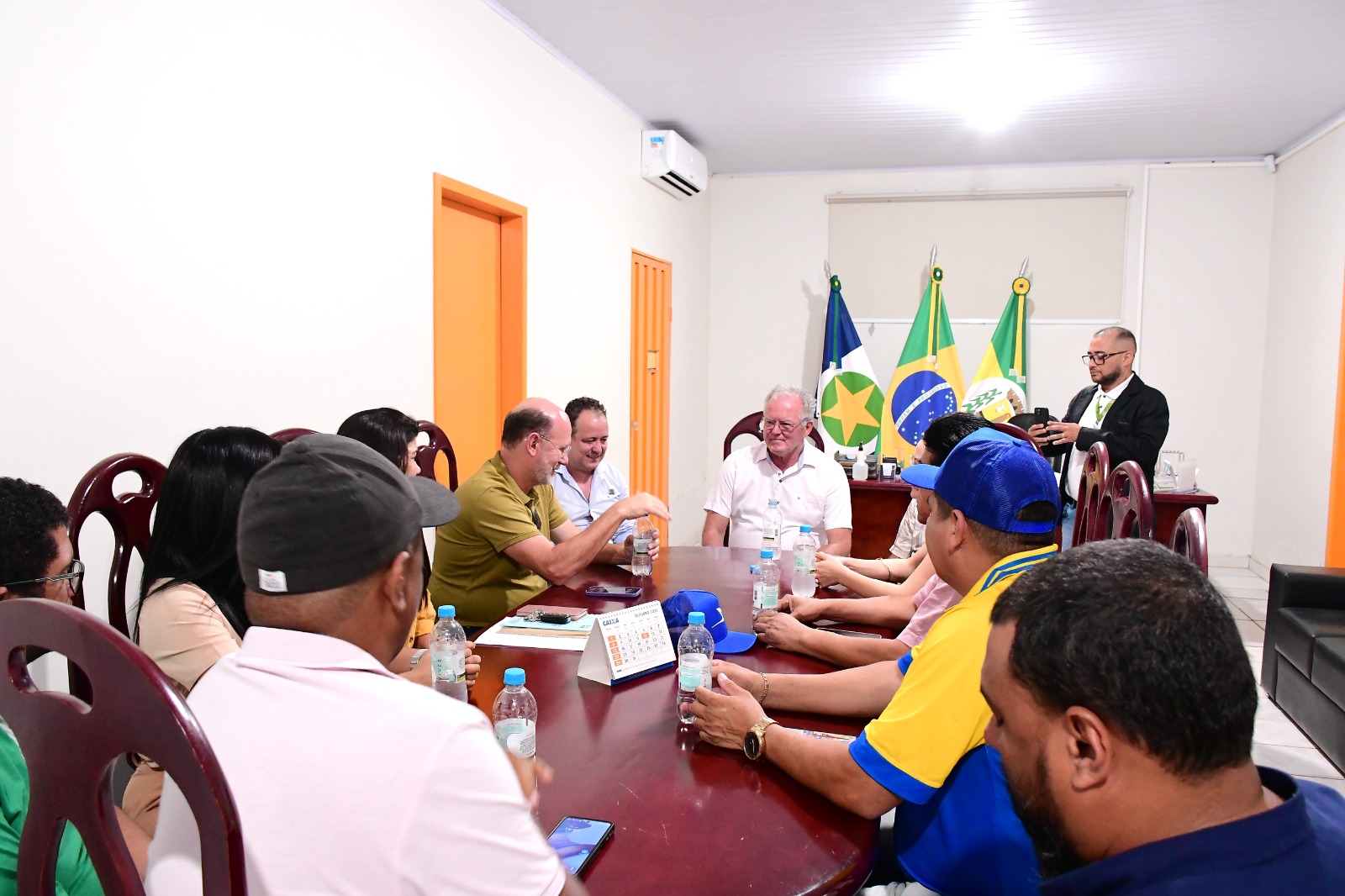 Zé Elpídio e Rímer de Oliveira receberam a visita do deputado estadual Carlos Avallone