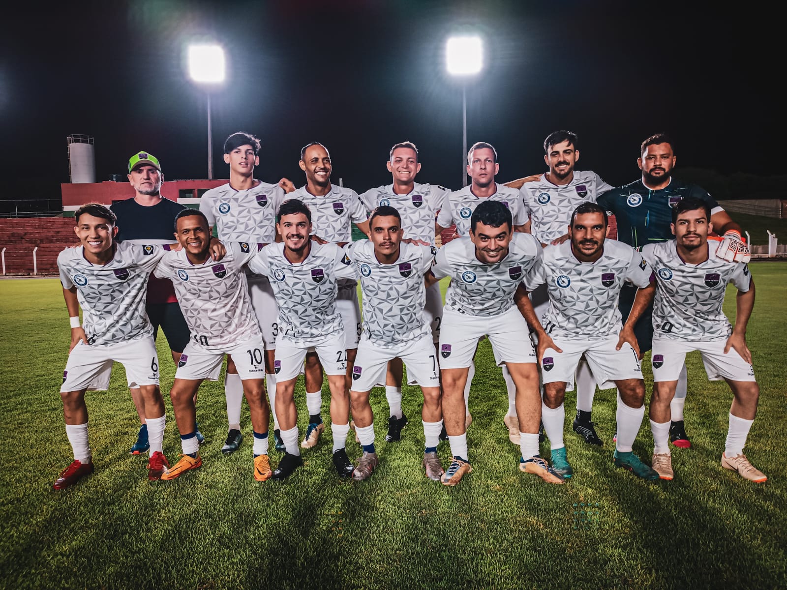PELADÃO 2024 - House Via Motos enfrente Nobres pelo Campeonato de Futebol Amador