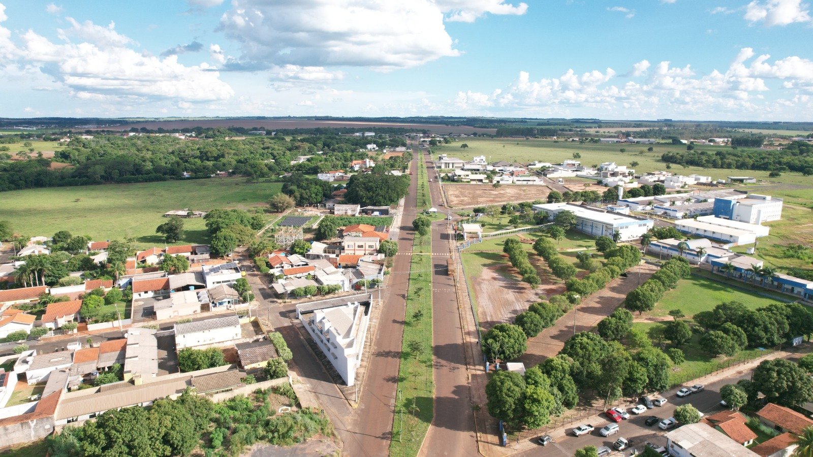 ORDEM DE SERVIÇO – Virgílio Favetti ganhará iluminação, ciclovia e estacionamento
