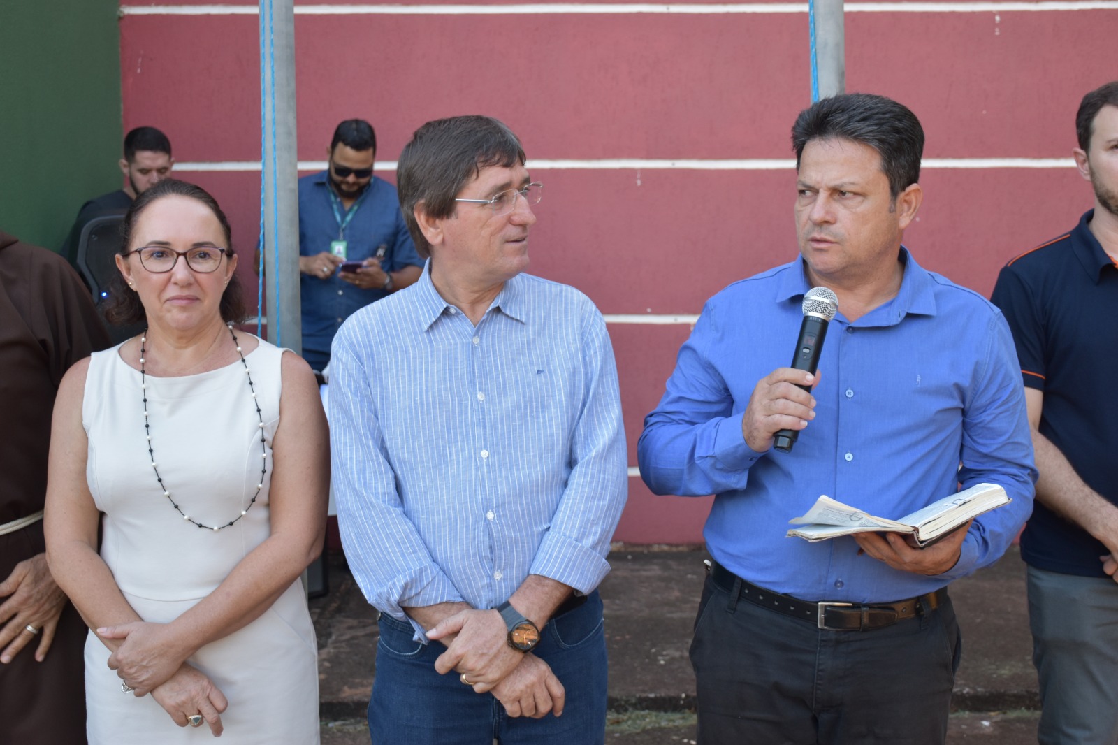 TANGARÁ DA SERRA 48 ANOS - Programação de aniversário começa com culto ecumênico e abraço simbólico ao Paço Municipal