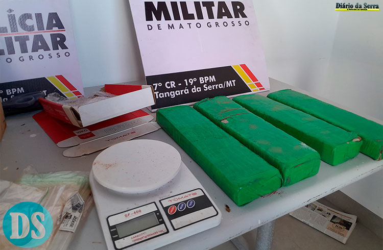 JARDIM DOS IPÊS – Indivíduo em liberdade condicional é preso com mais de três quilos de maconha
