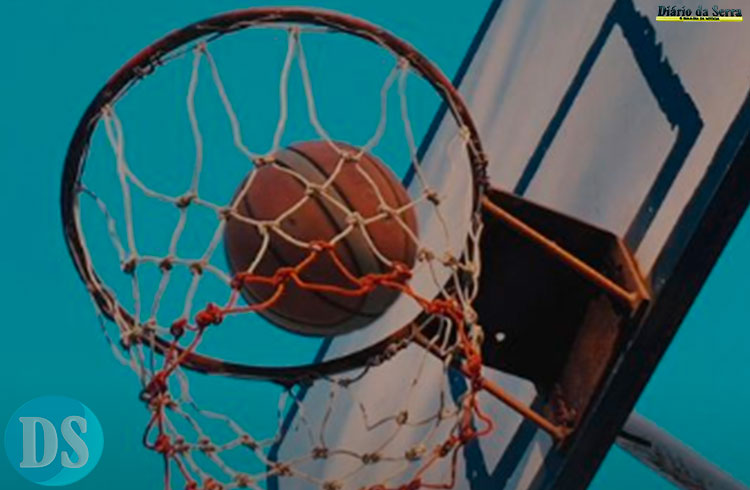 NA VILA OLÍMPICA – Abertas inscrições para nova turma da Escolinha de Basquete
