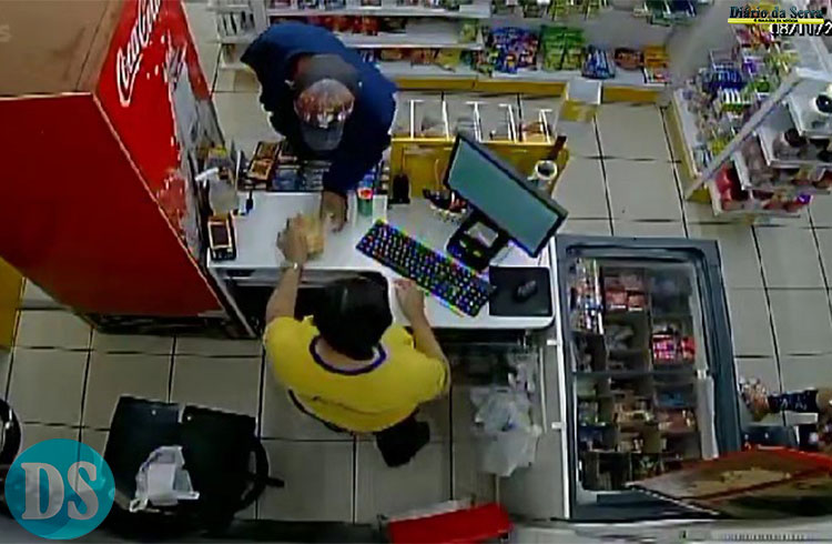 POR DENÚNCIA – Suspeito de assalto ao posto e farmácia é detido pela Força Tática