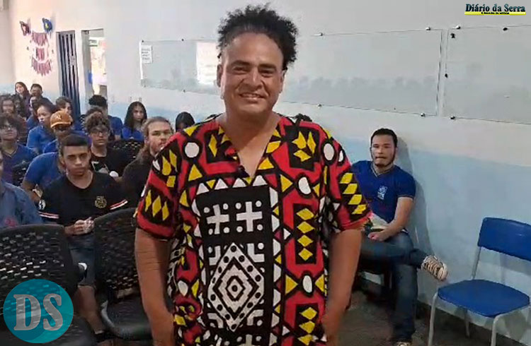 SUCATA MUSICAL – Projeto Anjos da Lata realiza palestras para crianças e jovens em Tangará da serra