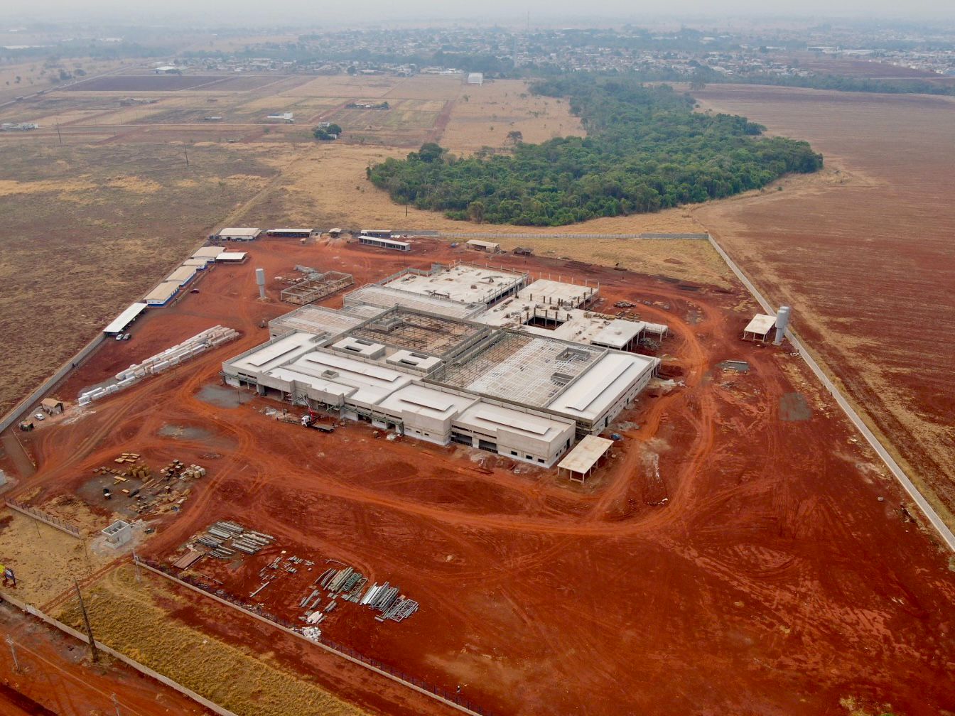 OBRAS DA SAÚDE - Construções dos quatro novos Hospitais Regionais avançaram em 2024; Tangará da Serra está com 41% da obra realizada