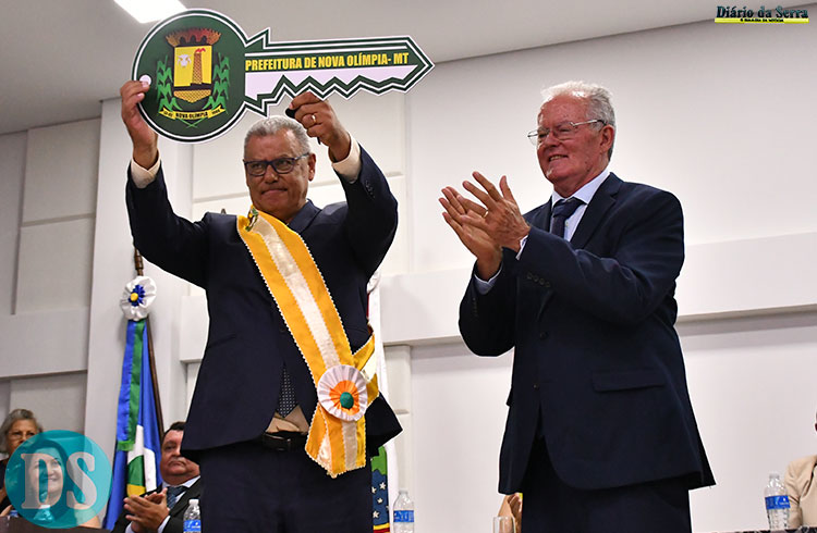 ARI CÂNDIDO BATISTA – “Estou pronto para trabalhar em prol do povo”, declara novo prefeito de Nova Olímpia
