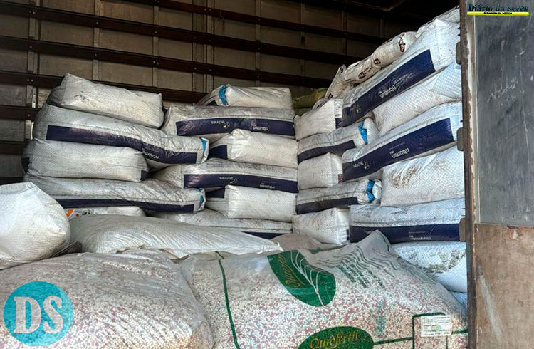 EM CUIABÁ – Polícia Civil recupera carga de produtos agropecuários e veículos furtados em empresa