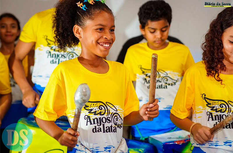 MÚSICA, RECICLAGEM E CRIATIVIDADE – Projeto Anjos da Lata traz curso de regência para Tangará da Serra