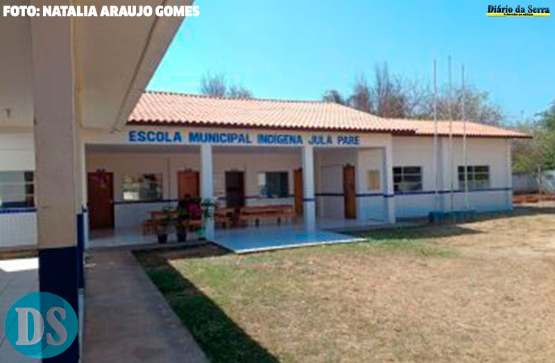 EM BARRA DO BUGRES – Chico Guarnieri solicita reforma de escola indígena Jula Paré