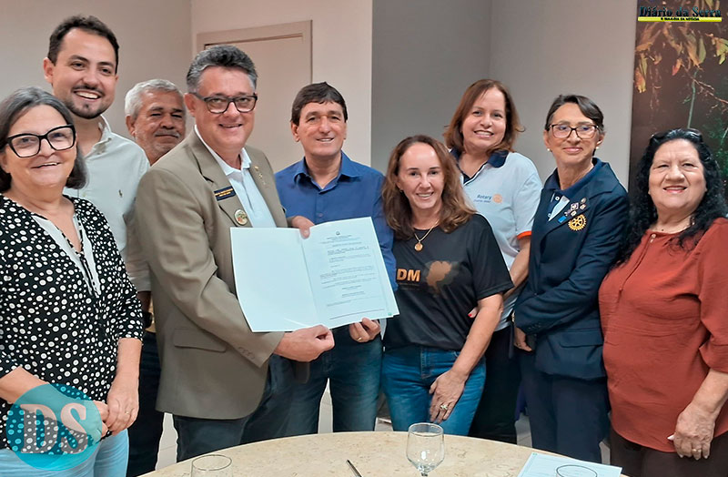 IVONEI GILSON RESMINI – Governador do Rotary visita Tangará da Serra e recebe título de Hóspede Oficial