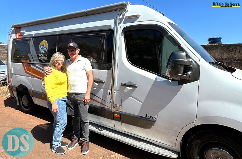 FÉ, ESTRADA E PROPÓSITO - Casal do Rio Grande do Sul percorre o Brasil de motorhome levando fé e esperança
