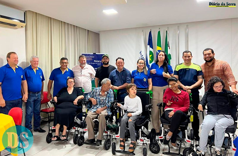 TANGARÁ DA SERRA – Câmara e Rotary concluem entrega de cadeiras de rodas motorizadas à população