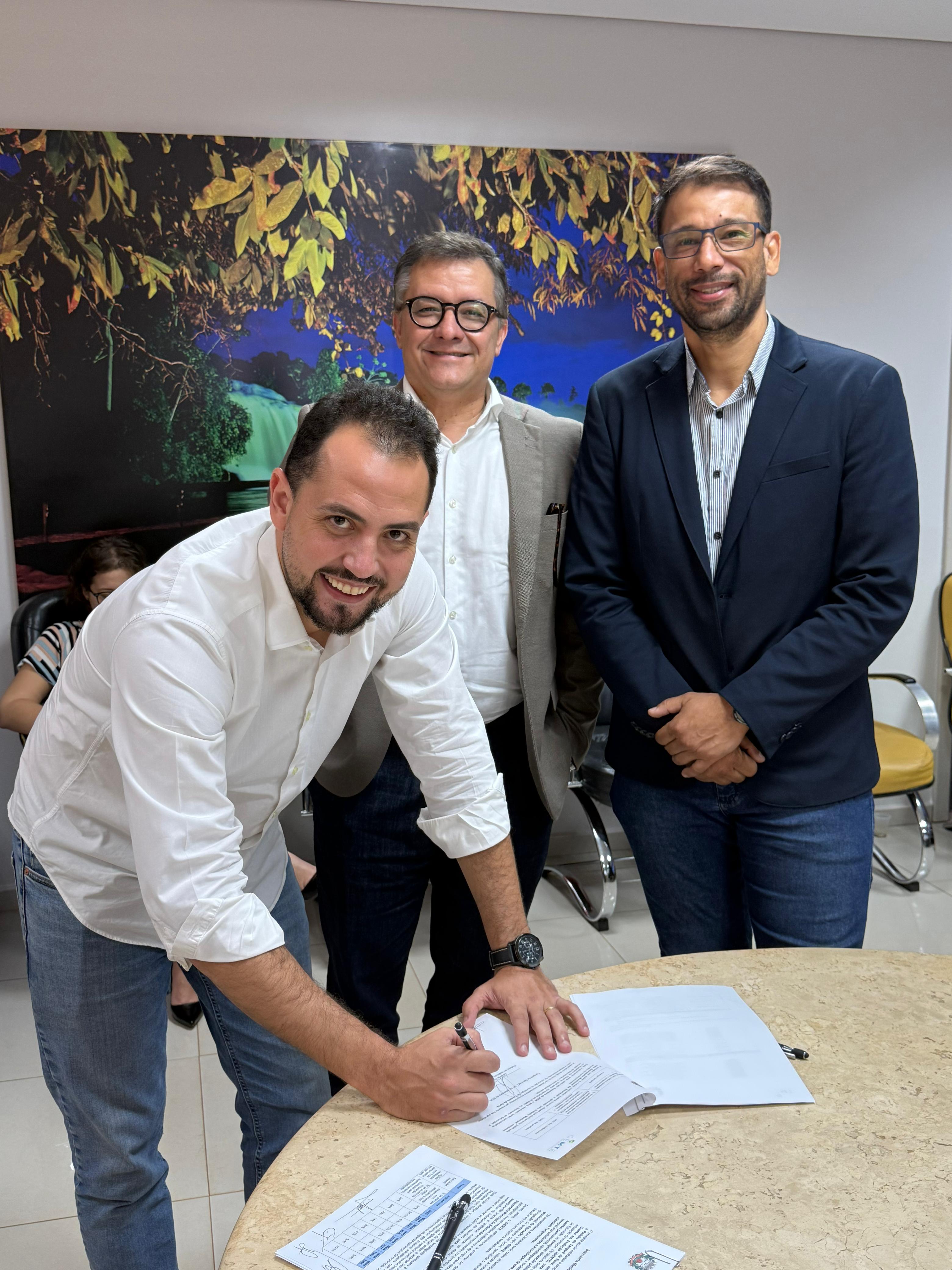 PROJETO GEMTE - Tangará da Serra firma acordo histórico para transformar a educação até 2035