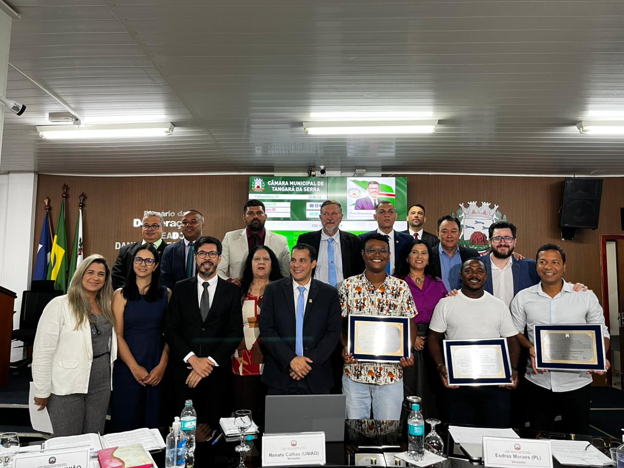 Tangará da Serra homenageia personalidades negras em cerimônia na Câmara Municipal