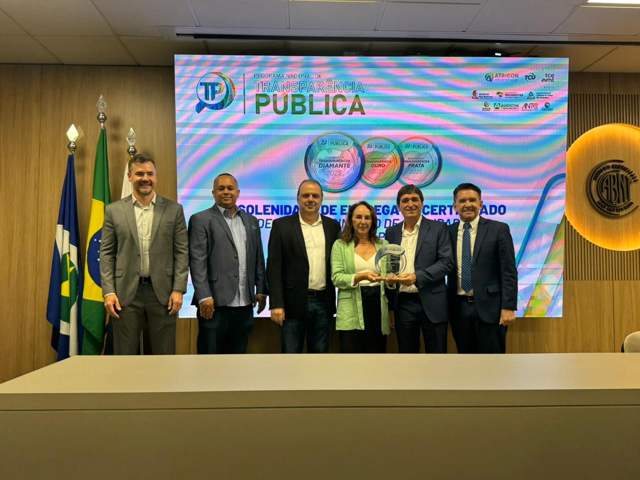 Tangará da Serra recebe Prêmio Diamante do Tribunal de Contas do Estado de Mato Grosso por Excelência em Transparência Pública