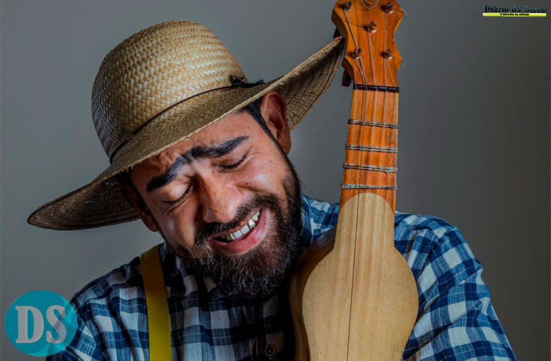 Thyago Mourão apresenta turnê de Xô Dito em show gratuito em Tangará