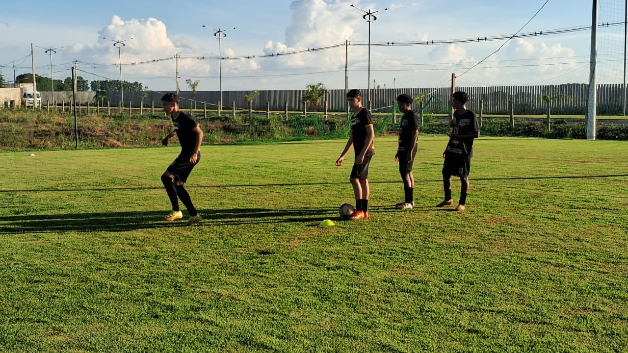 E10 Football conquista título em copa de base e segue revelando talentos em Tangará da Serra